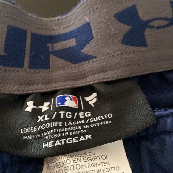 Under Armour men’s blue athletic shorts , with Red Sox logo, - Picture 4 of 5